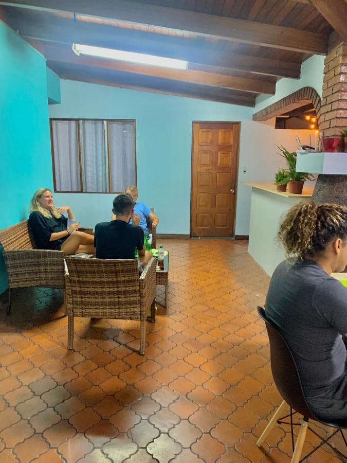 Global House Cr Hostel Backpackers Alajuela Habitacion Compartida 2 Camas Por Habitacion Εξωτερικό φωτογραφία