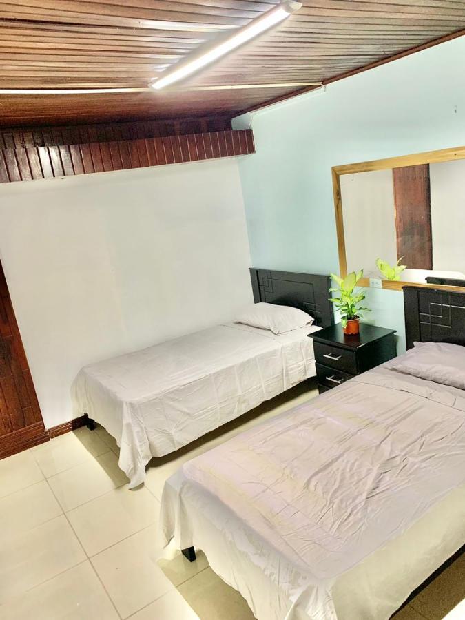 Global House Cr Hostel Backpackers Alajuela Habitacion Compartida 2 Camas Por Habitacion Εξωτερικό φωτογραφία